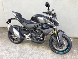 2025 CFMOTO
                450NK 