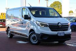 2023 Renault
                Trafic Pro