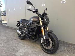 2022 Benelli
                Leoncino 800 