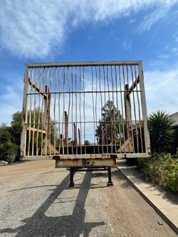 1981 CUSTOM BUILT 12M Tri/A Log Trailer