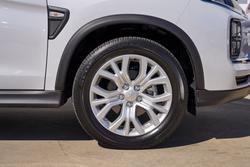 2024 Mitsubishi ASX ES