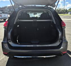 2018 NISSAN X-TRAIL ST-L (4WD)
