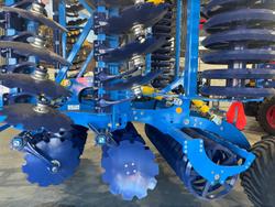 0 Farmet Softer 6Ps Trailed Speed Disc With Vee Roller New BLUE