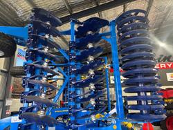 0 Farmet Softer 6Ps Trailed Speed Disc With Vee Roller New BLUE