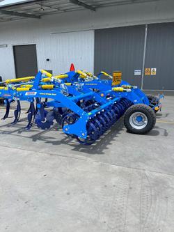 0 FARMET TRIOLENT TX600PS TRAILED TYNE CULTIVATOR BLUE