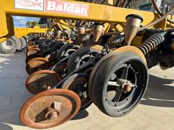0 Serafin Ultisow S50 62 SINGLE DISC SEEDER BAR USED Yellow