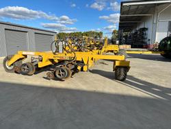 0 SERAFIN ULTISOW S50 62 SINGLE DISC SEEDER BAR USED YELLOW