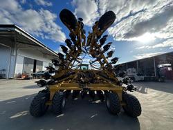 0 Serafin Ultisow S50 62 SINGLE DISC SEEDER BAR USED Yellow