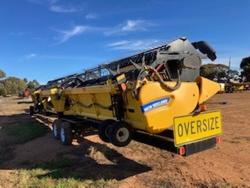 2016 New Holland Cr8.90