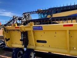 2016 New Holland Cr8.90