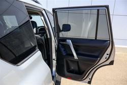 2019 Toyota
                Prado PRADO DSL WGN AT VX 4277430 003