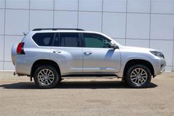2019 Toyota
                Prado PRADO DSL WGN AT VX 4277430 003