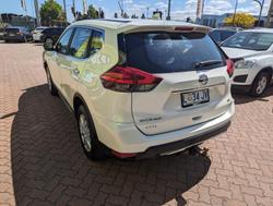 2017 Nissan X-TRAIL TS