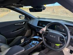 2023 Kia
                EV6 GT