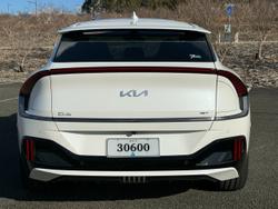 2023 Kia
                EV6 GT