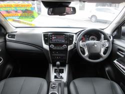 2023 Mitsubishi
Triton Xtreme