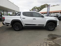 2023 Mitsubishi
Triton Xtreme
