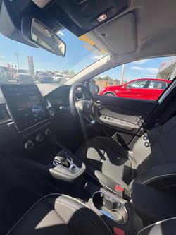 2023 Renault
Captur Intens