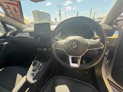 2023 Renault
Captur Intens