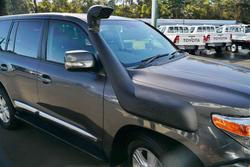 2013 TOYOTA
LANDCRUISER SAHARA (4x4)