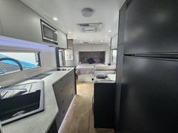 2024 Retreat Daydream 210C