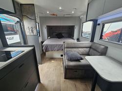 2024 Retreat Daydream 210C