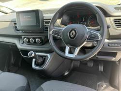 2023 Renault
                Trafic Pro