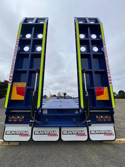 2025 Beavertail Tandem Axle Pig Trailer