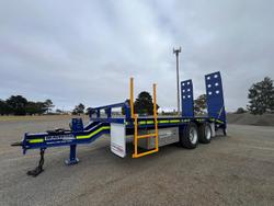 2025 Beavertail Tandem Axle Pig Trailer