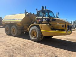 2010 Caterpillar 740