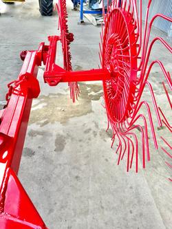 0 TATU Tp4 Hay Rake New RED
