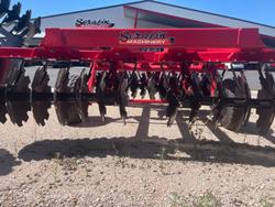 0 SERAFIN ECO TANDEM 28 PLATE DISC PLOUGH NEW RED