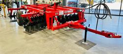 0 SERAFIN ECO TANDEM 28 PLATE DISC PLOUGH NEW RED