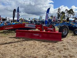 0 Tatu Lta 5000S Rear Scraper Pull Type New RED