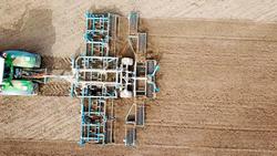 0 FARMET KOMPACTOMAT K 600 PS PRE SOWING CULTIVATOR RED