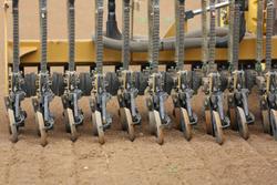 0 SERAFIN TLS DOUBLE DISC SEEDER BAR NEW YELLOW