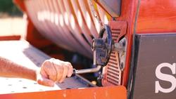 0 Semeato Tdng 300E Double Disc Seeder New - In Stock Now RED