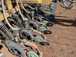 0 SERAFIN ULTISOW STPL LINKAGE BAR AIR SEEDER NEW YELLOW