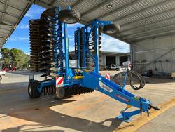 Farmet Softer 8PS Trailing Linkage Speed Disc +V Roller EX Demo