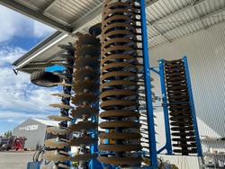 2024 Farmet Softer 8Ps Trailing Linkage Speed Disc +V Roller Ex Demo BLUE