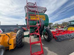 JANKE 9000L AIR MASTER TRAILING AIR CART