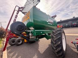 0 JANKE 9000L AIR MASTER TRAILING AIR CART