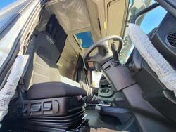 2023 Iveco S-Way AS700 WHITE