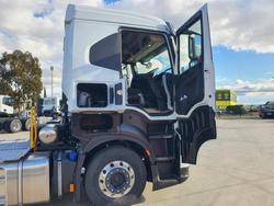 2023 Iveco S-Way AS700 WHITE