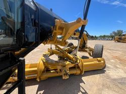 2011 Caterpillar
                140M2 Awd 