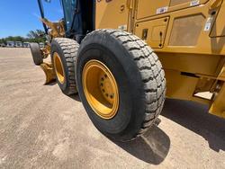 2011 Caterpillar
                140M2 Awd 