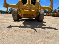 2011 Caterpillar
                140M2 Awd 