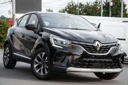 2023 Renault
                Captur Zen