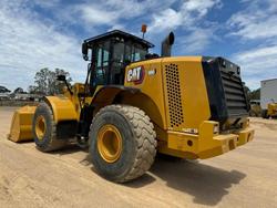 2011 Caterpillar
                966K 