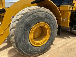 2011 Caterpillar
                966K 